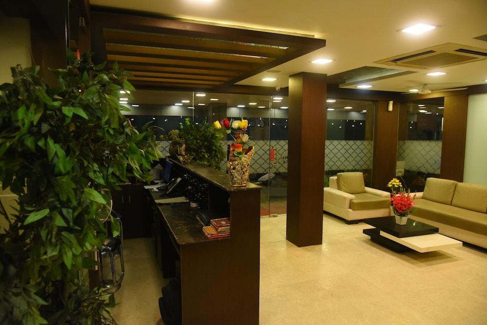 Greens Gate Chennai Exterior photo